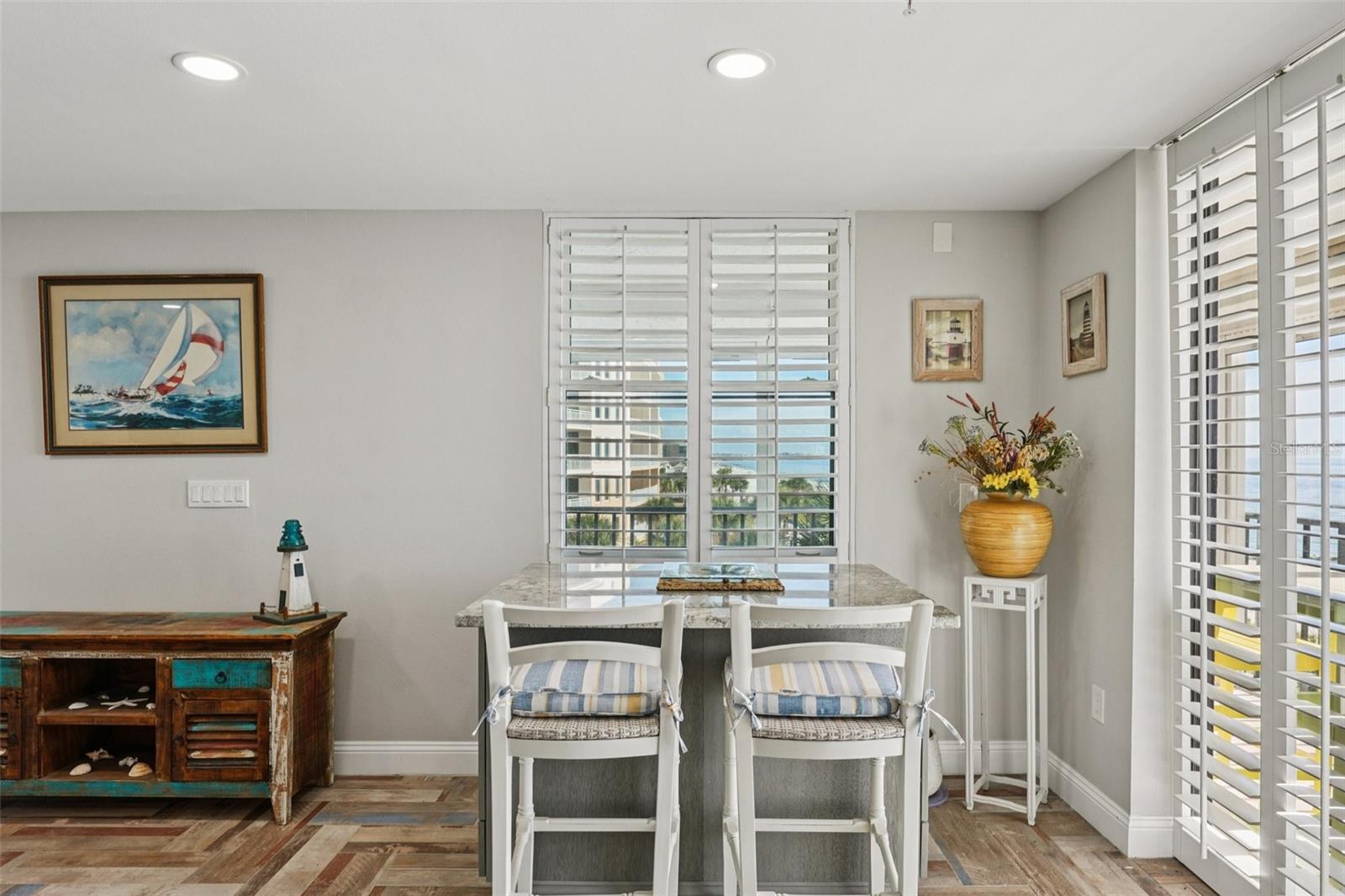 Image 19 of 45 For 15316 Gulf Boulevard 301