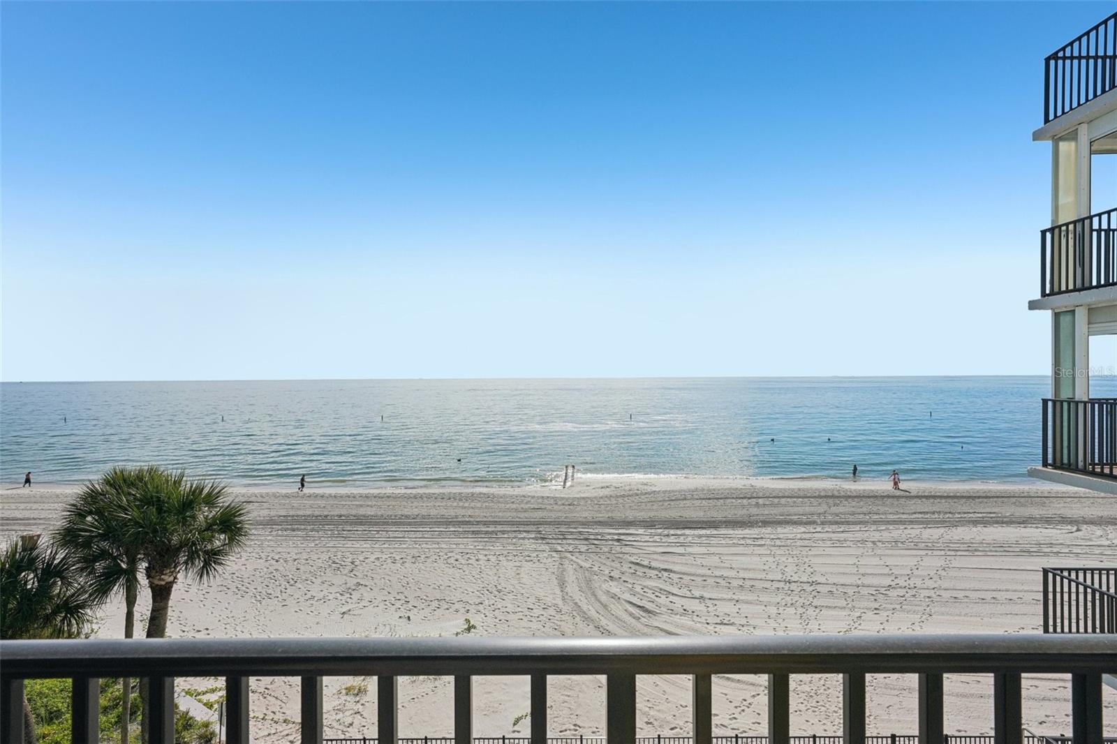 Image 34 of 45 For 15316 Gulf Boulevard 301