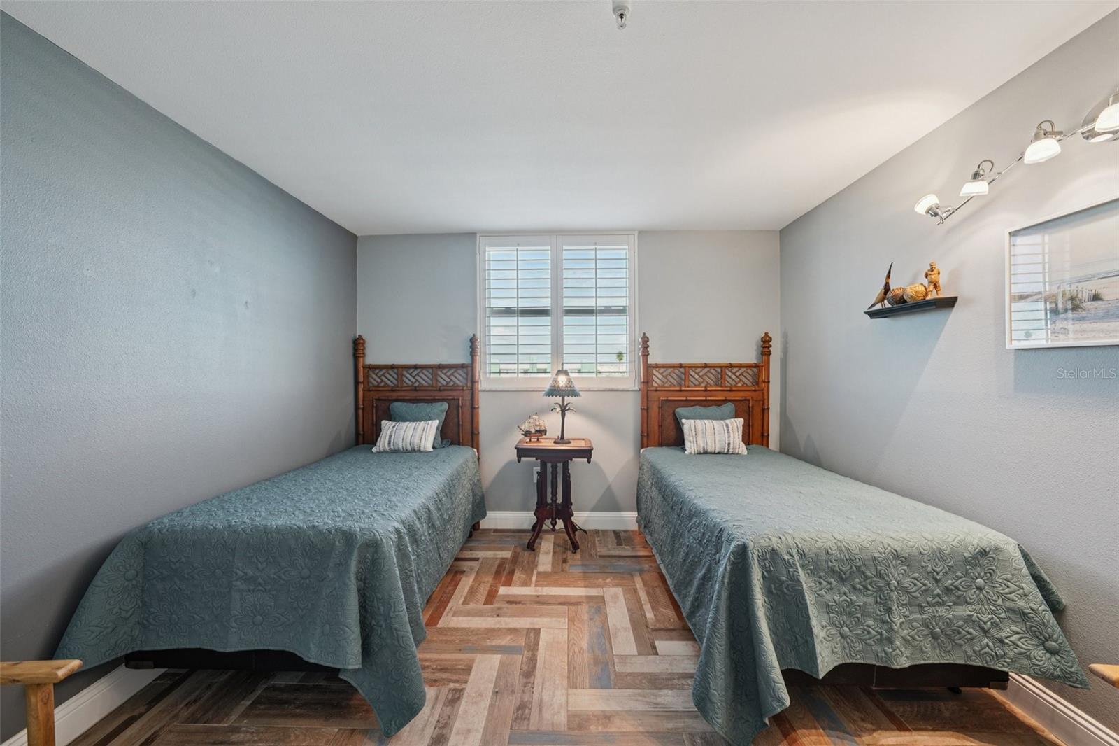 Image 38 of 45 For 15316 Gulf Boulevard 301