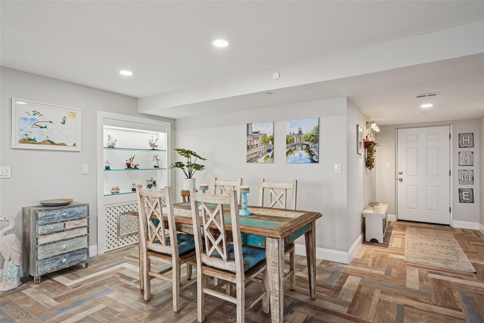 Image 5 of 45 For 15316 Gulf Boulevard 301