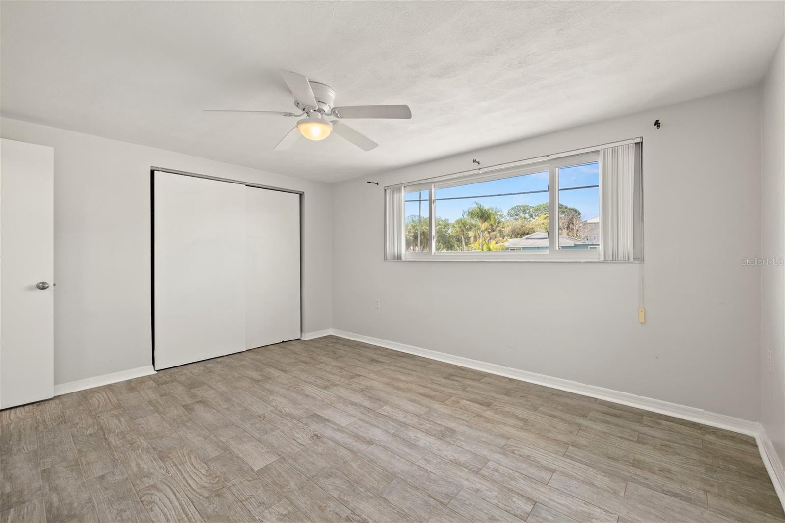 Image 14 of 35 For 5041 Bay Boulevard