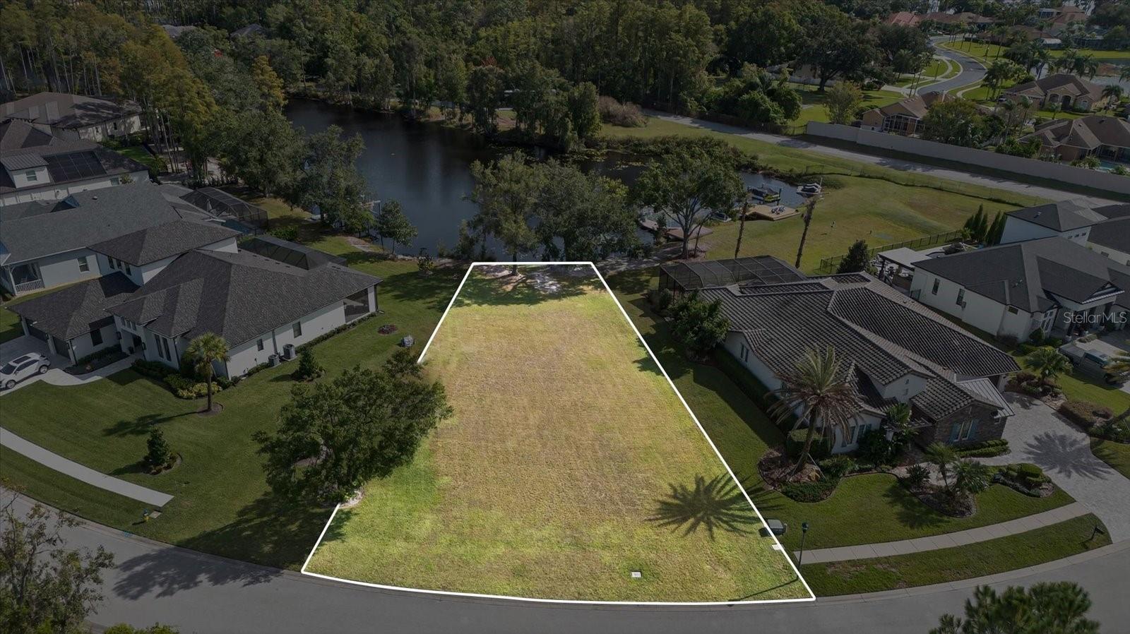 Image 3 of 16 For 3926 Cove Lake Place