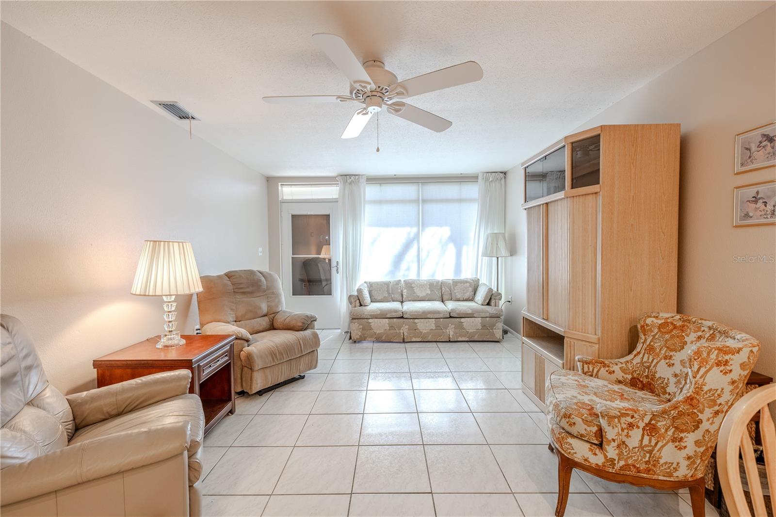 Image 10 of 32 For 4320 Tahitian Gardens Circle C