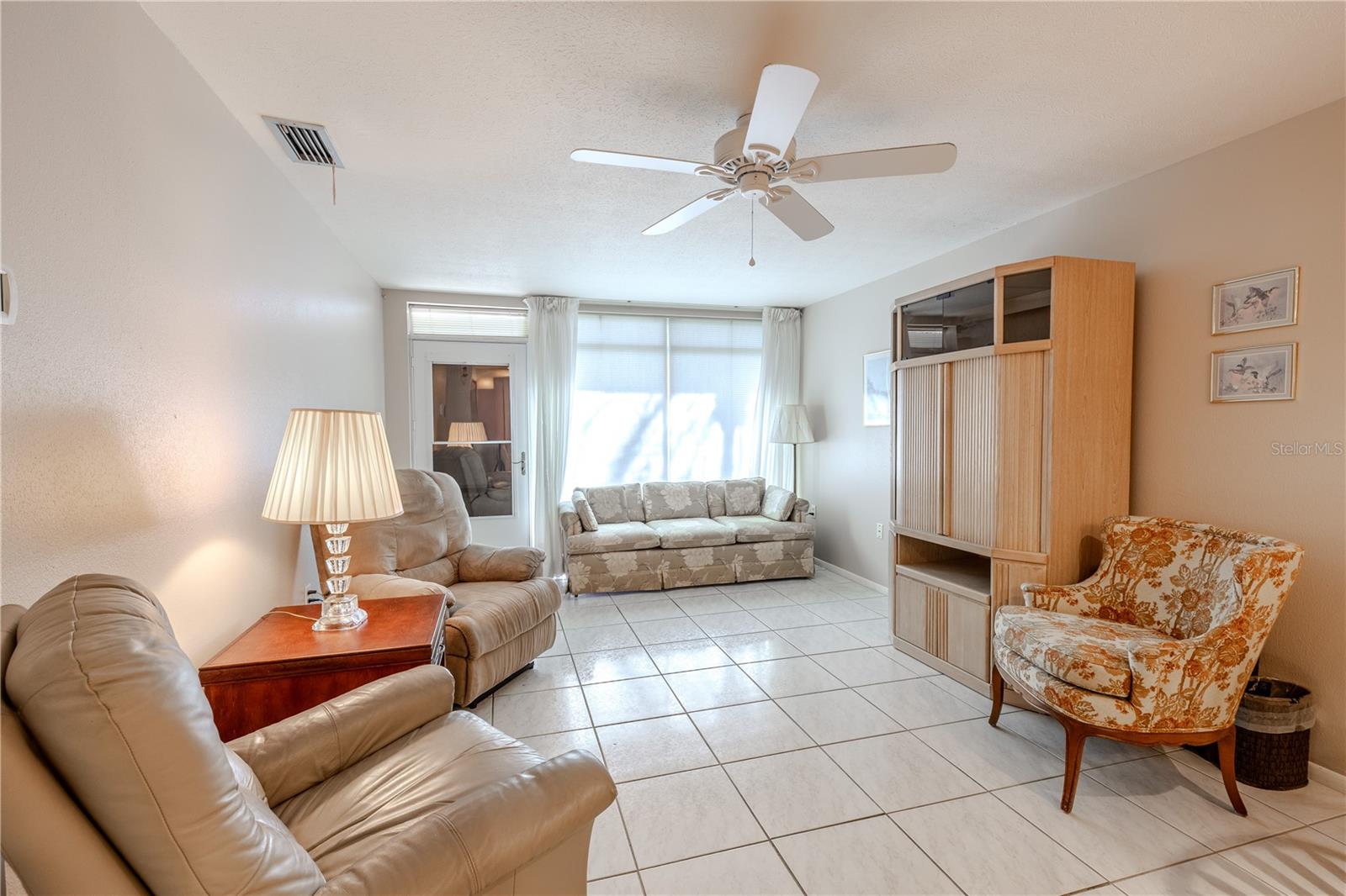 Image 11 of 32 For 4320 Tahitian Gardens Circle C