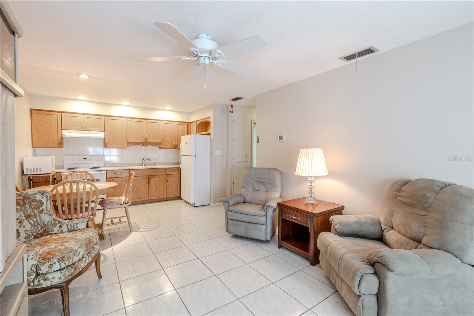 Image 6 of 32 For 4320 Tahitian Gardens Circle C