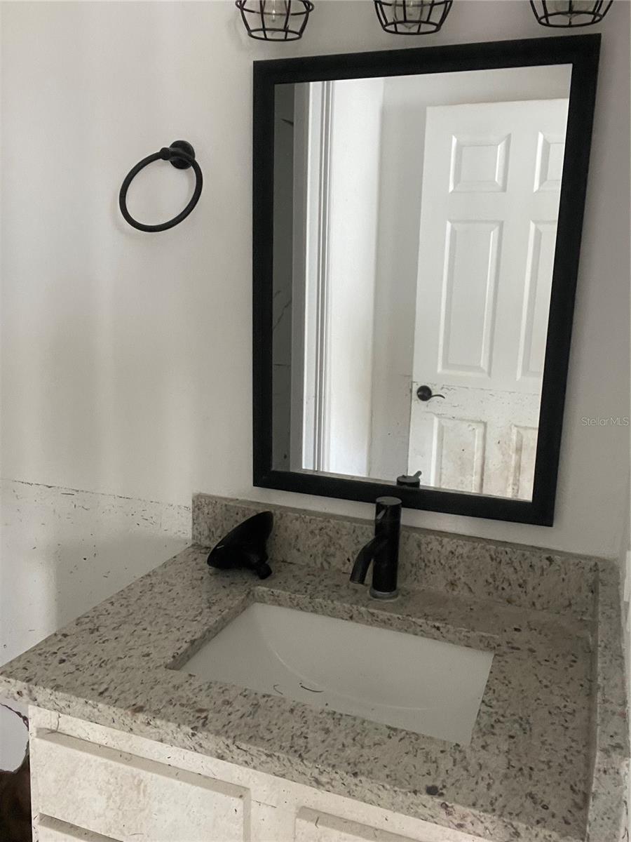 Image 16 of 52 For 7313 Mako Drive