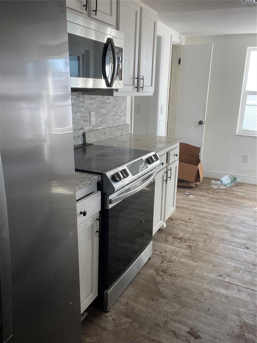 Image 17 of 52 For 7313 Mako Drive