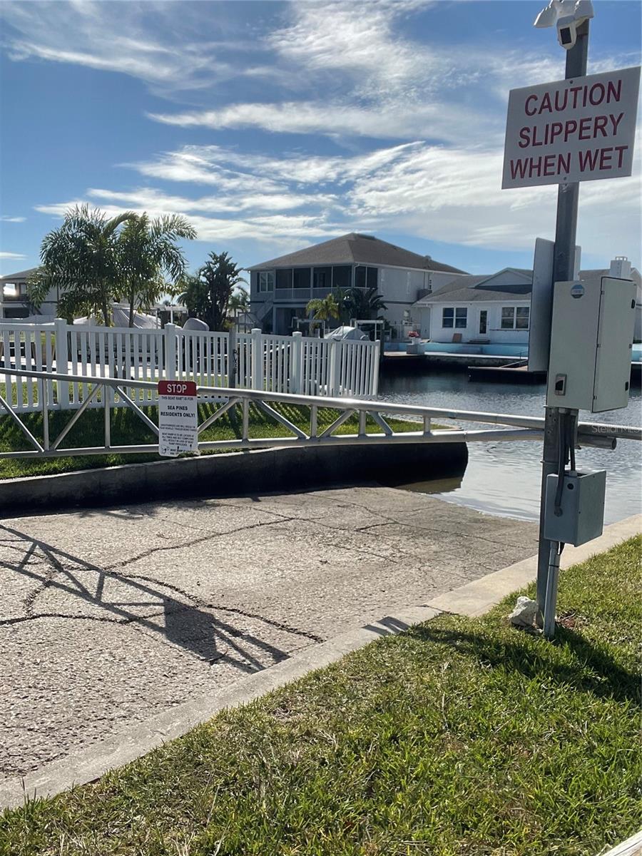 Image 47 of 52 For 7313 Mako Drive