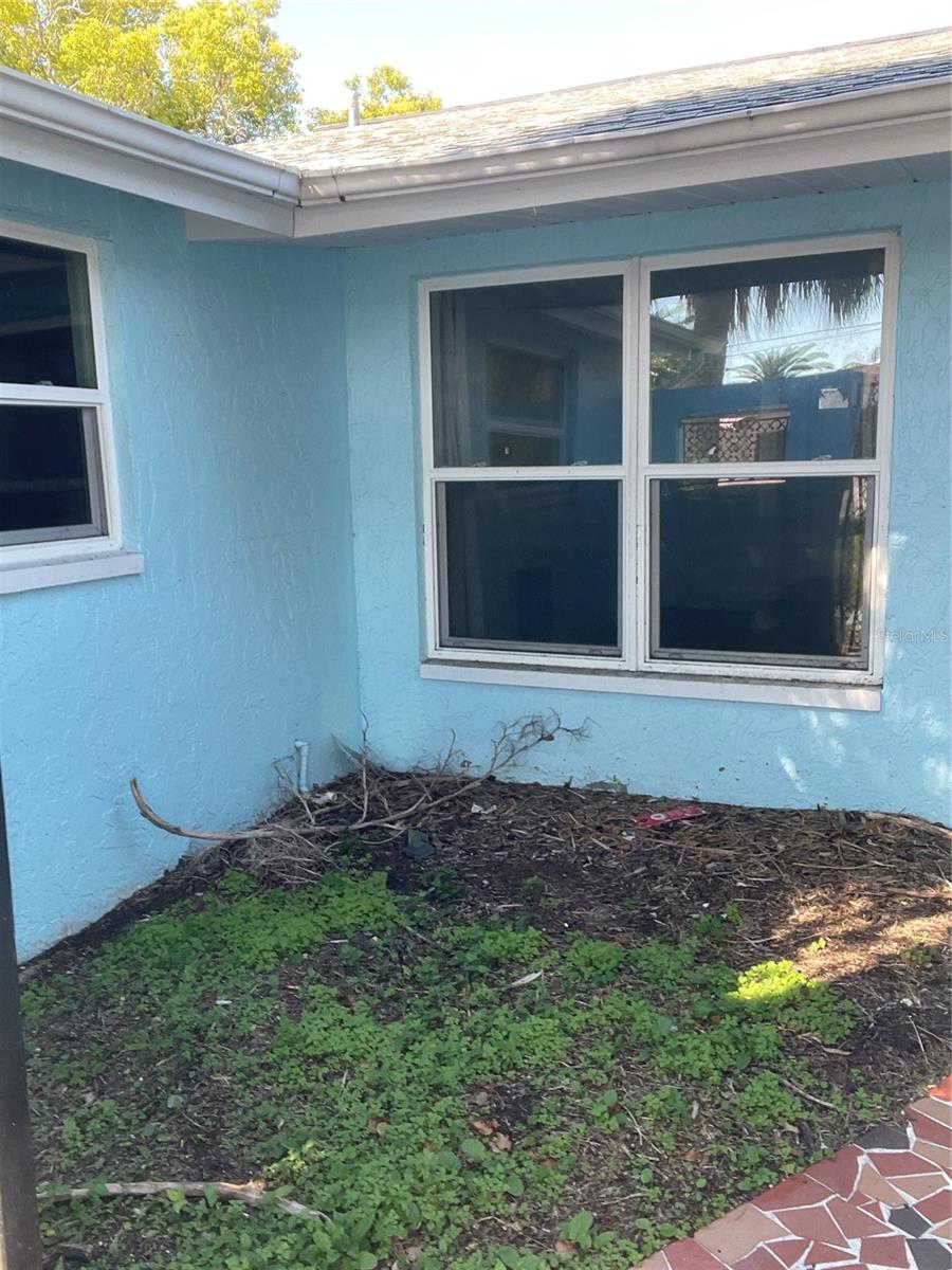 Image 5 of 52 For 7313 Mako Drive