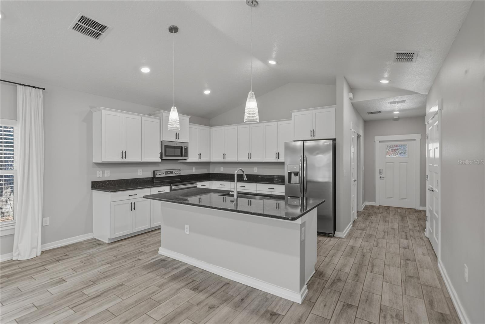 Image 10 of 43 For 13907 9th Street