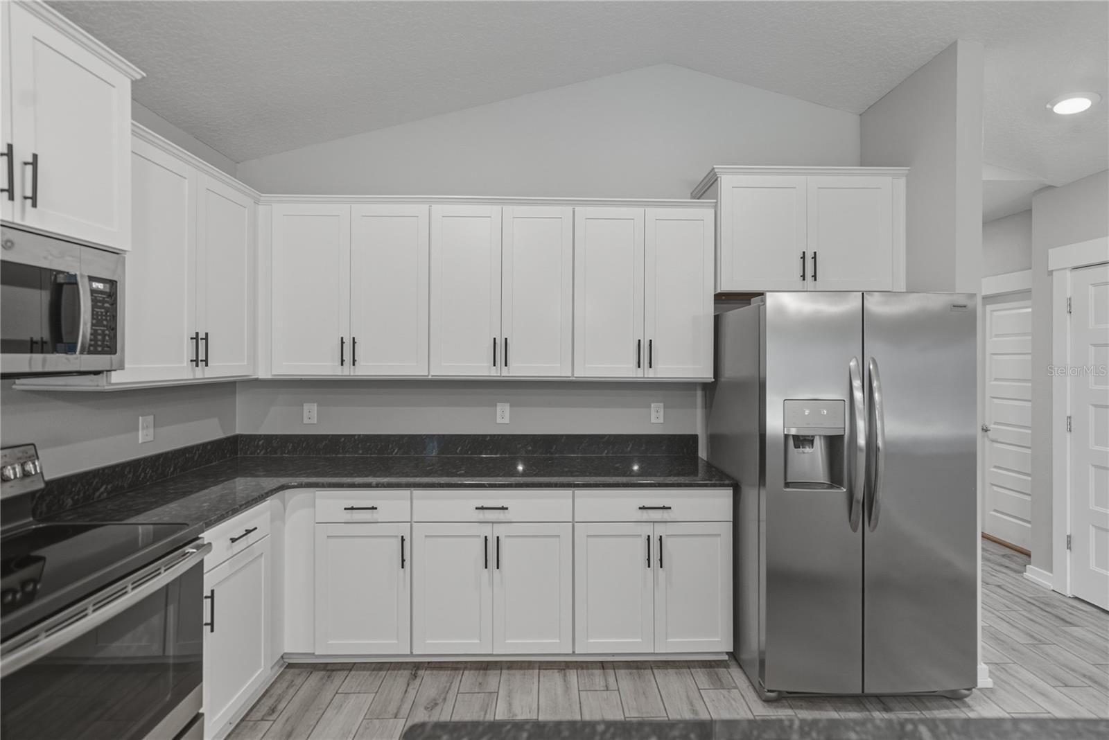 Image 13 of 43 For 13907 9th Street