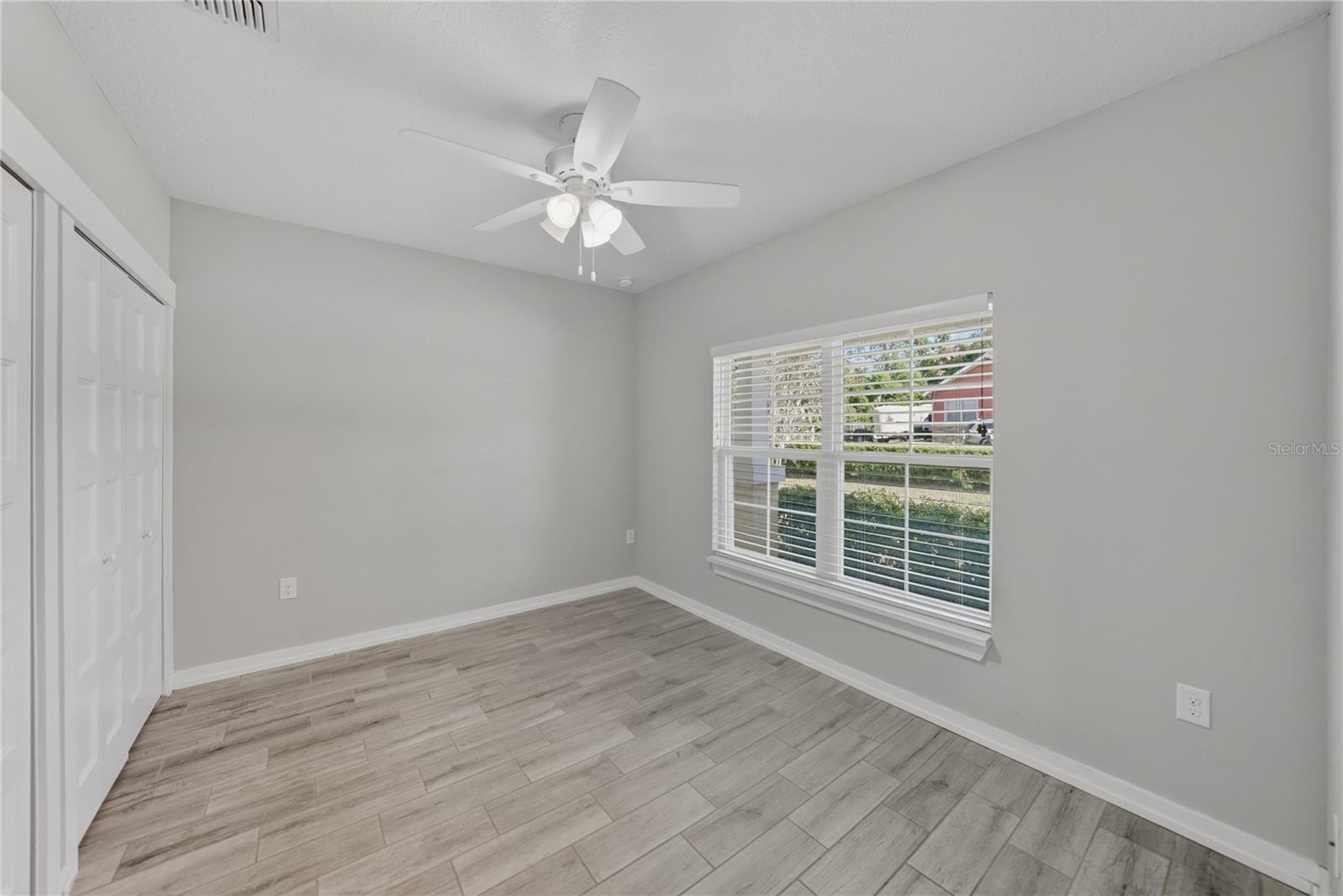 Image 32 of 43 For 13907 9th Street