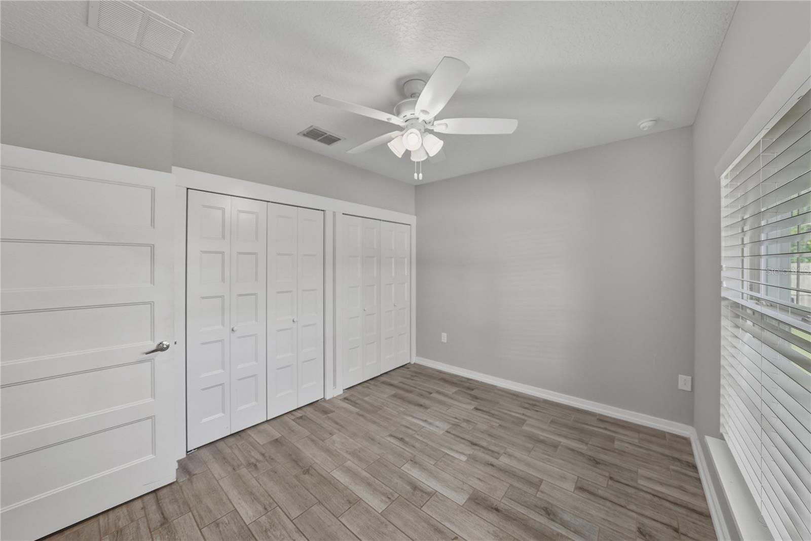 Image 33 of 43 For 13907 9th Street