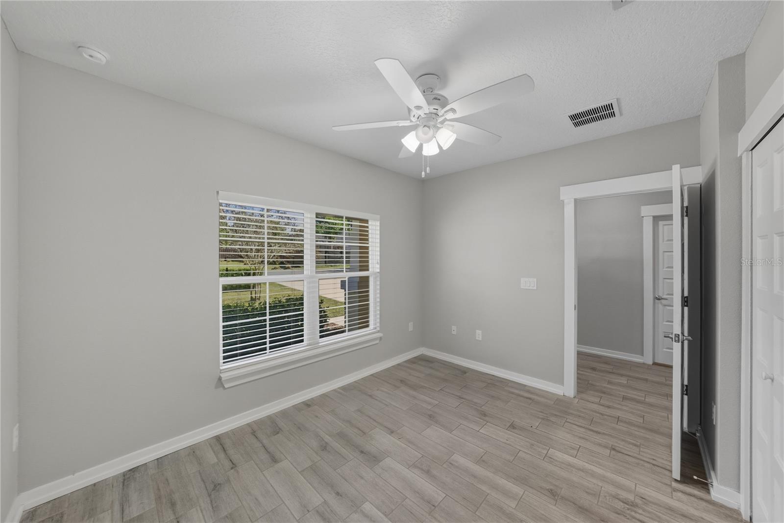 Image 34 of 43 For 13907 9th Street