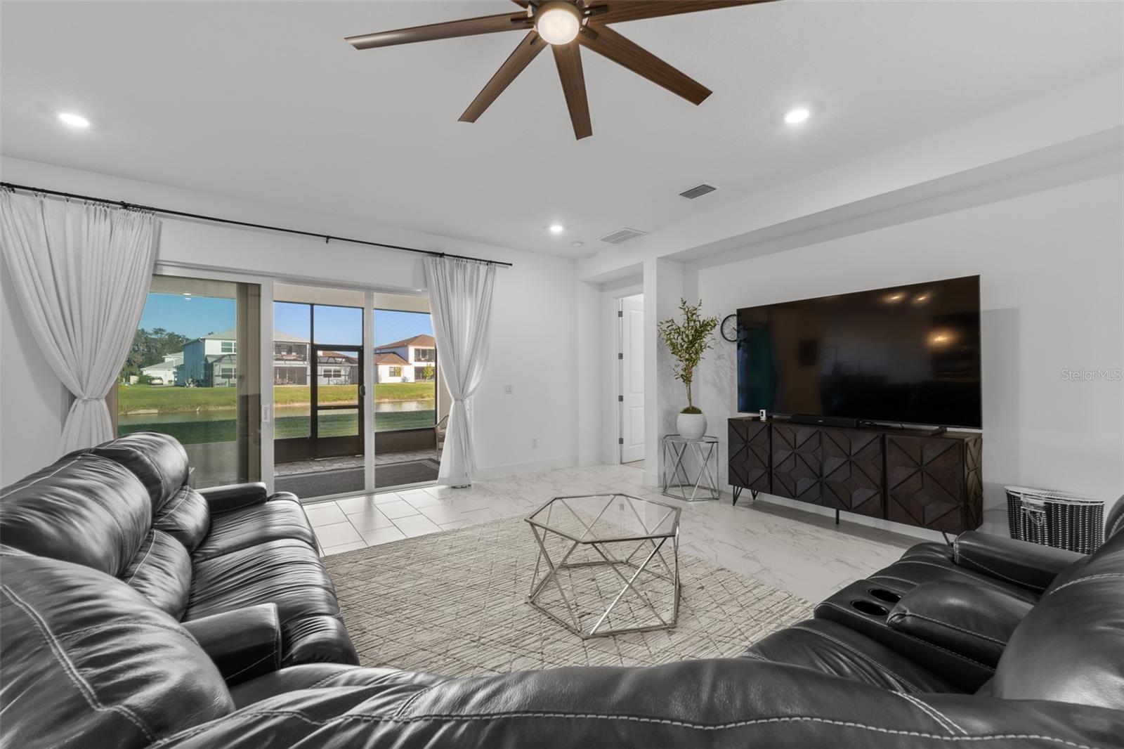 Image 6 of 48 For 9185 Sanders Tree Loop