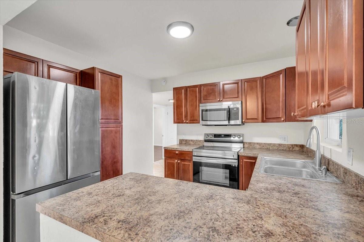 Image 12 of 27 For 8793 113th Street