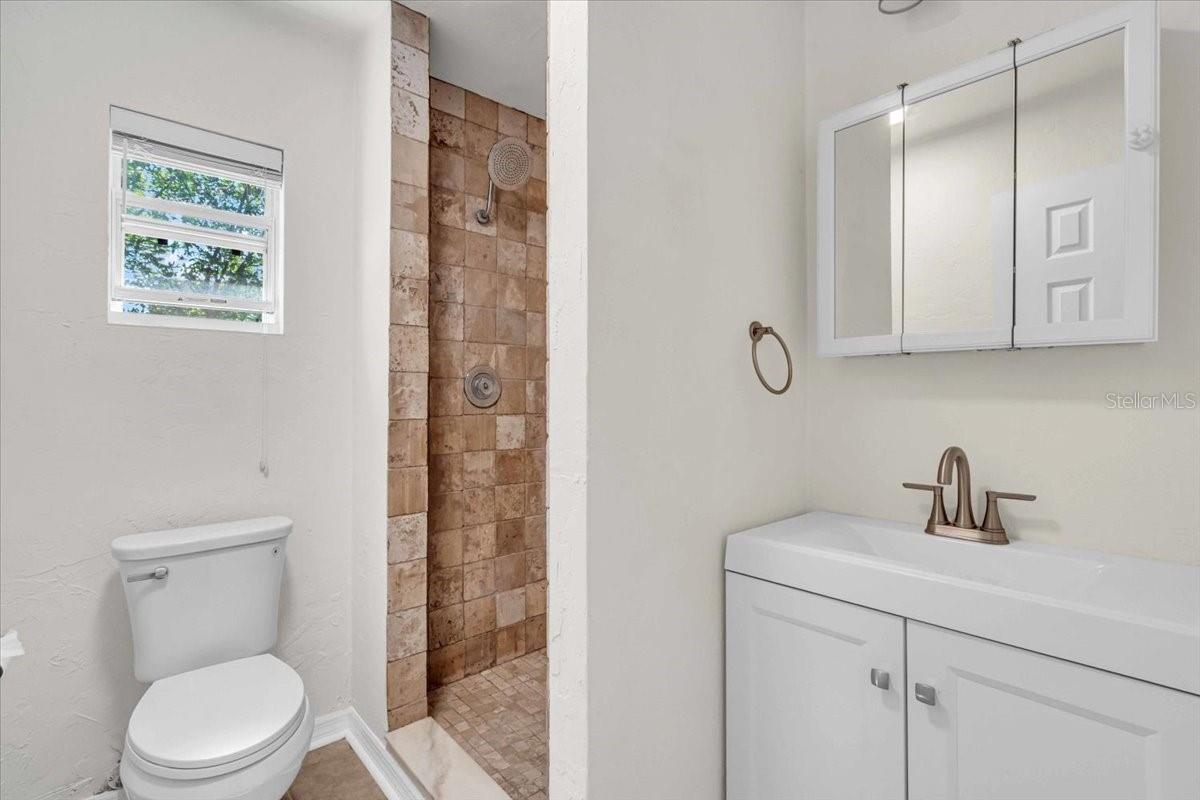 Image 17 of 27 For 8793 113th Street