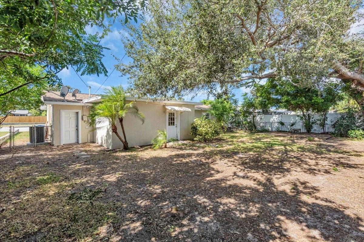 Image 25 of 27 For 8793 113th Street