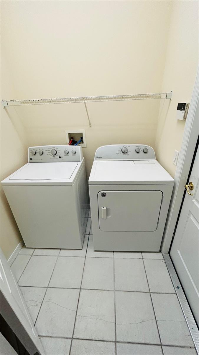 Image 18 of 37 For 18164 Canal Pointe Street