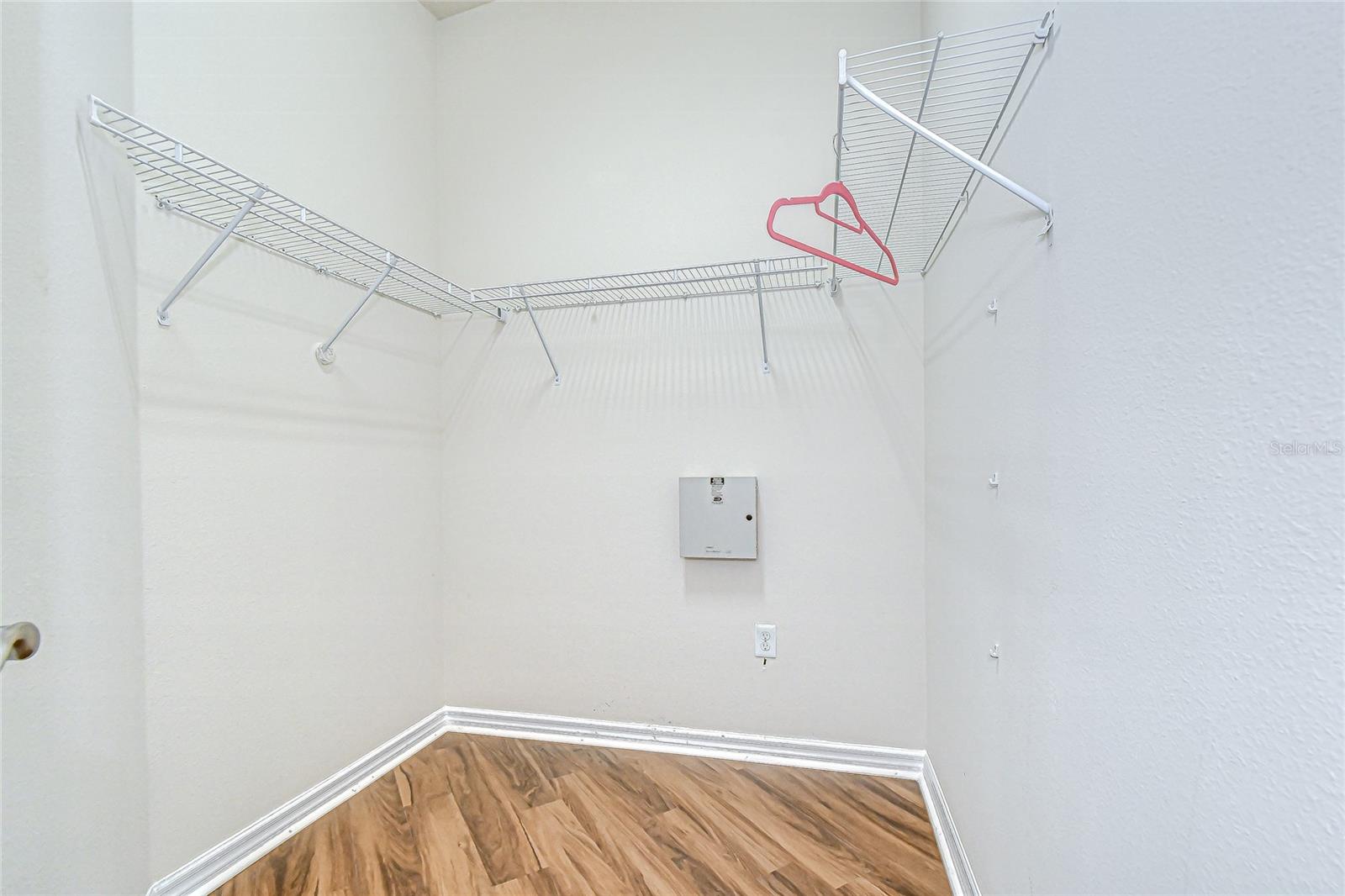 Image 76 of 87 For 4246 Warwick Hills Drive