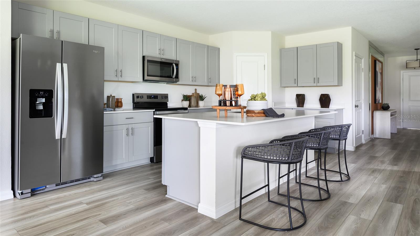 Image 4 of 22 For 9258 Pavilion Shade Drive