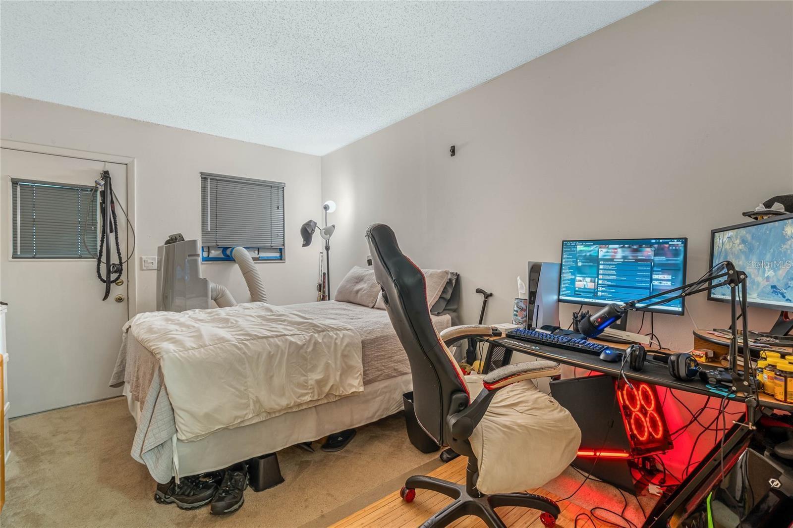 Image 11 of 15 For 720 6th Street