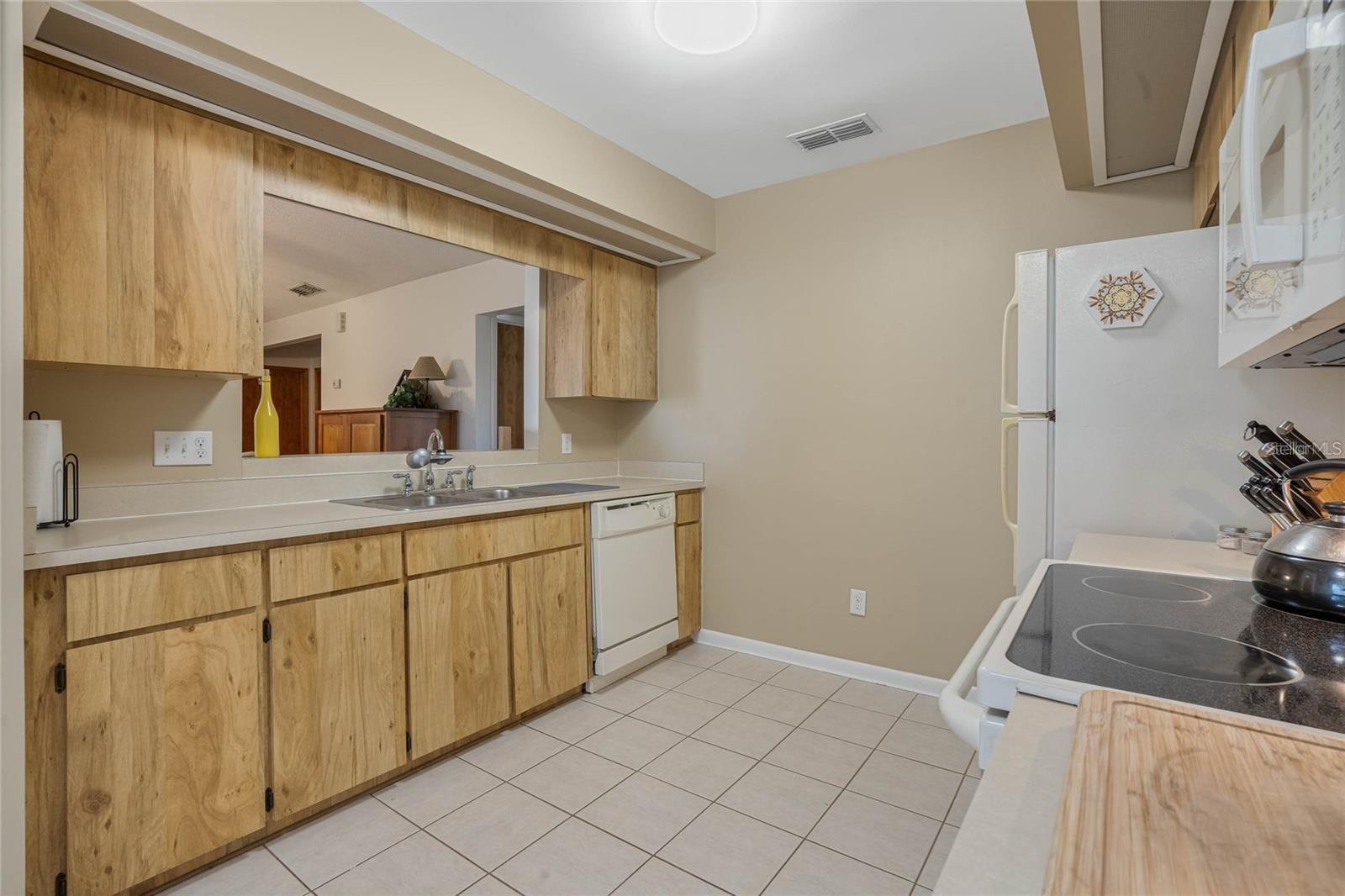 Image 6 of 15 For 720 6th Street