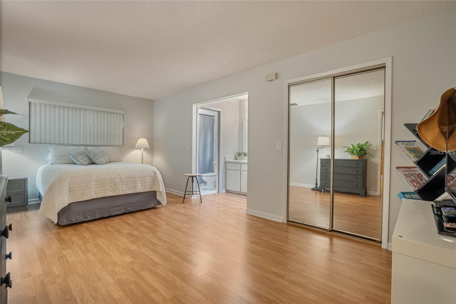 Image 8 of 15 For 720 6th Street