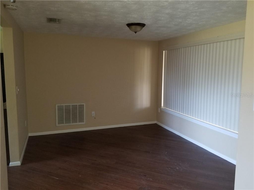 Image 6 of 27 For 2531 Almond Drive