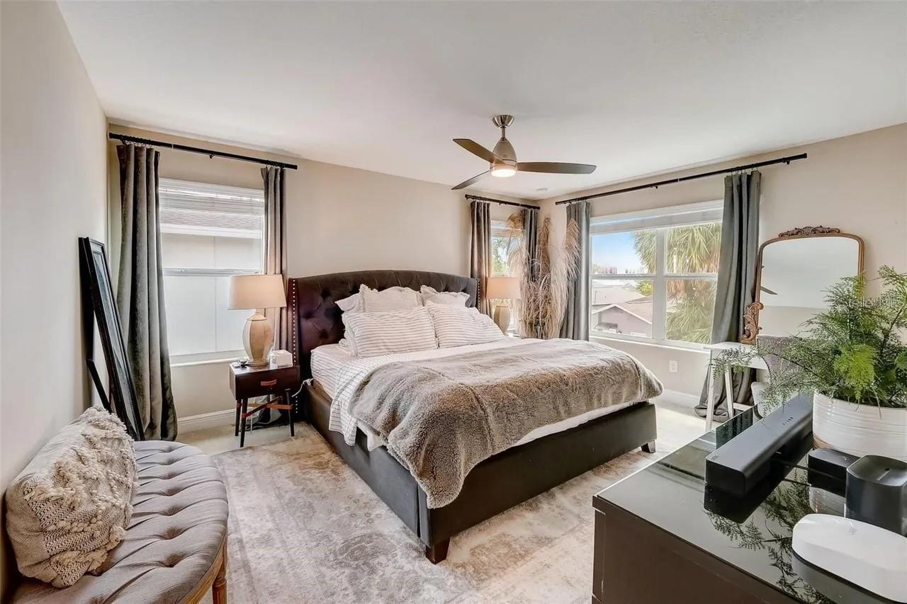 Image 16 of 26 For 2514 Douglas Street