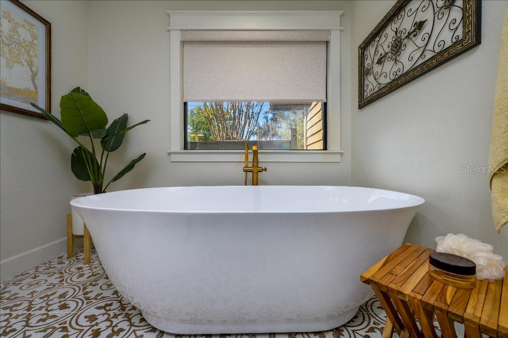 Image 19 of 30 For 5351 Sand Crane Court