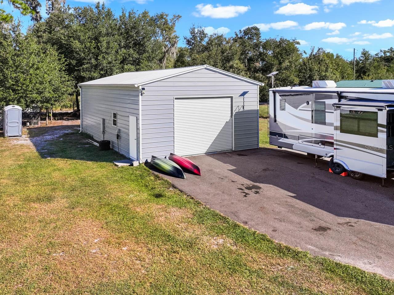 Image 9 of 24 For 8409 Highland Pines Court