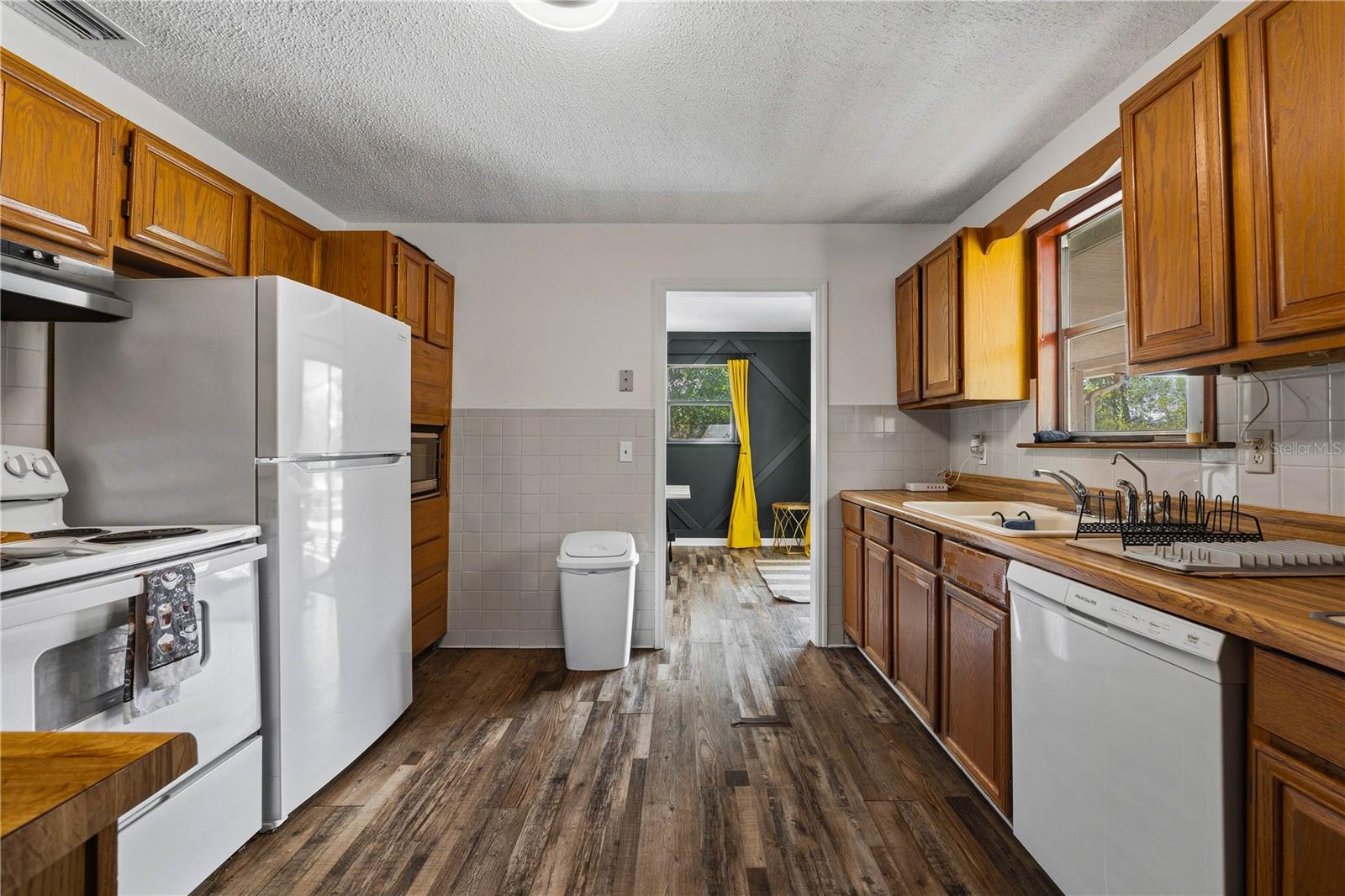 Image 9 of 40 For 11626 Timber Ridge Drive