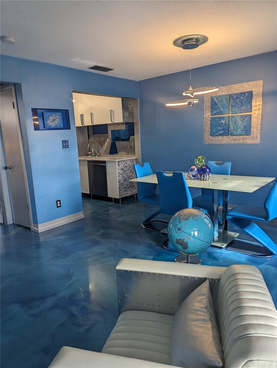 Image 12 of 37 For 5011 Starfish Drive Se C