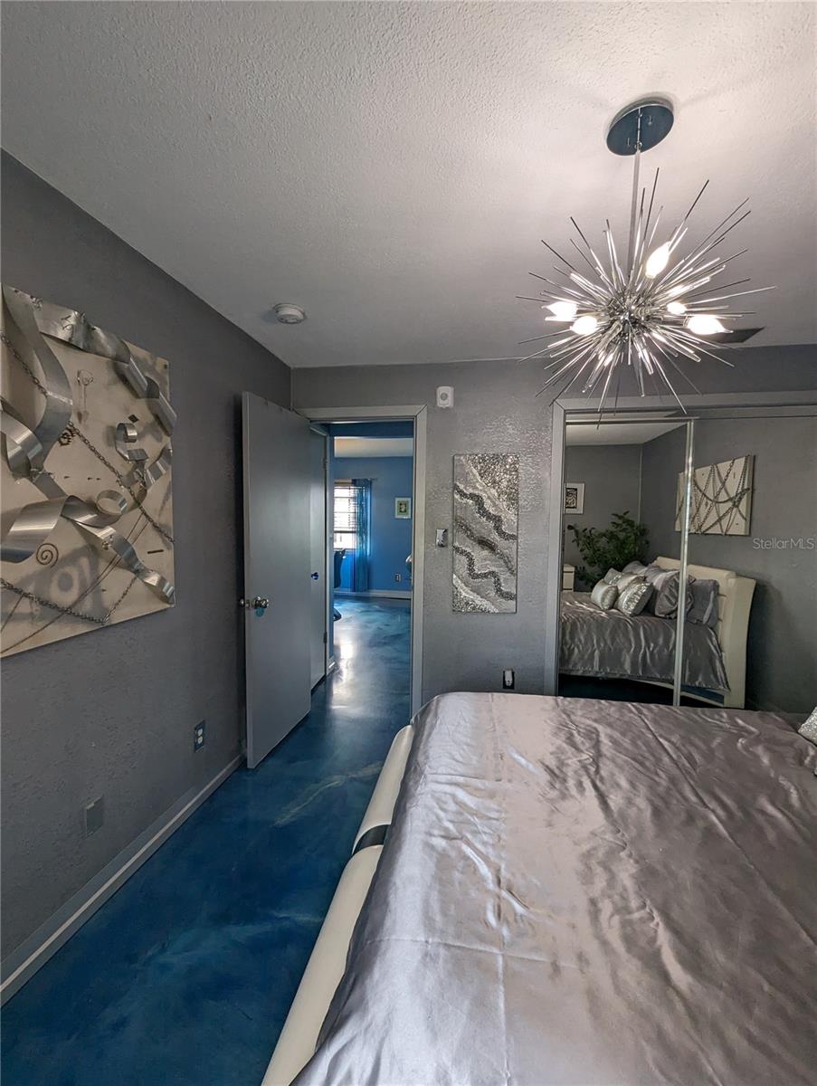 Image 19 of 37 For 5011 Starfish Drive Se C