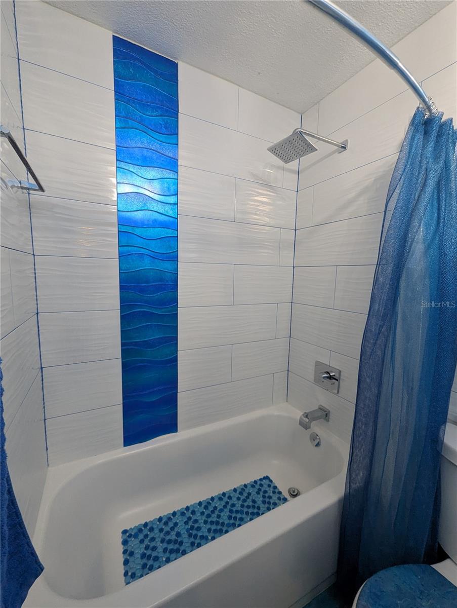 Image 21 of 37 For 5011 Starfish Drive Se C