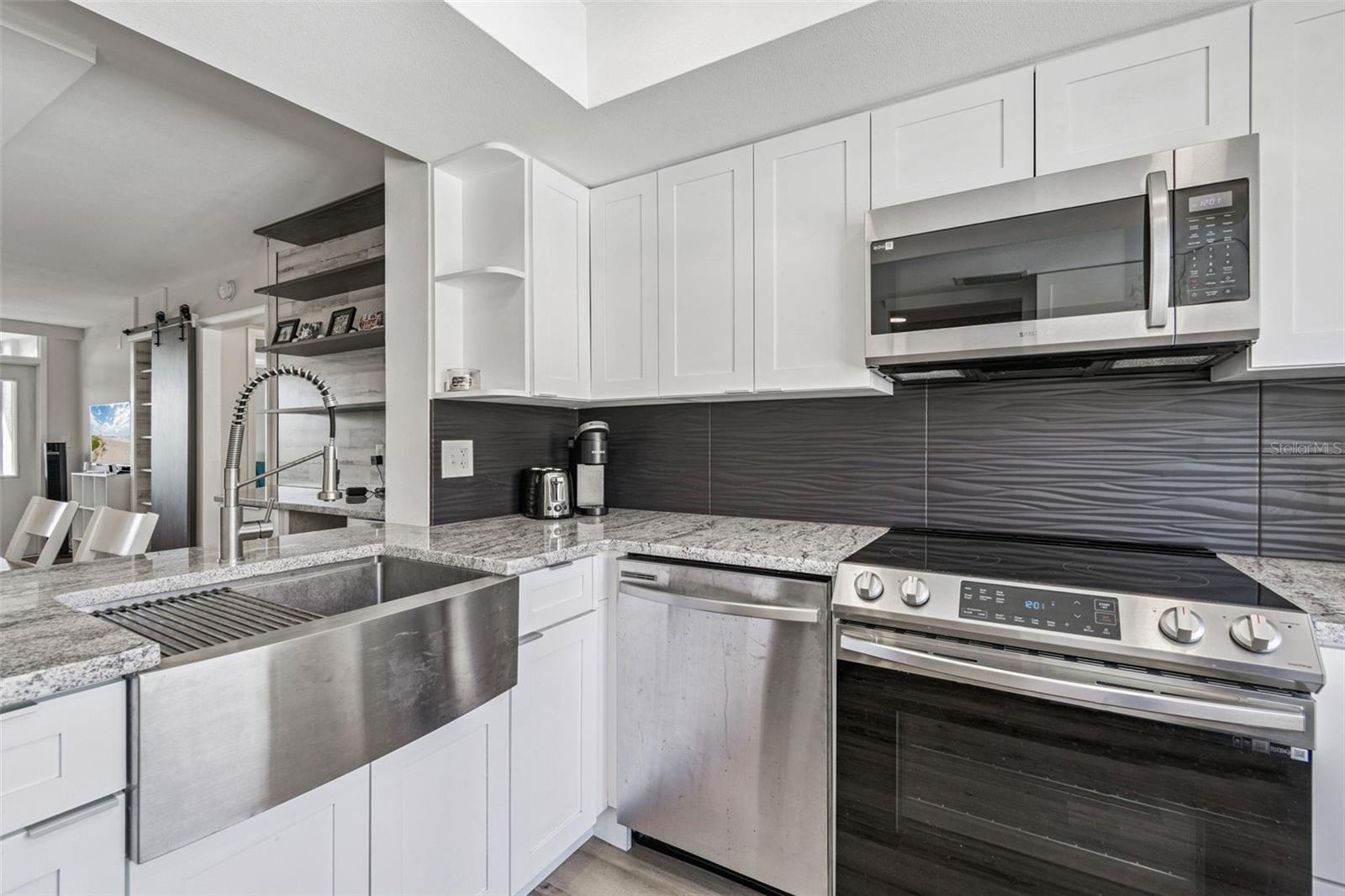 Image 14 of 70 For 2615 Cove Cay Drive 409