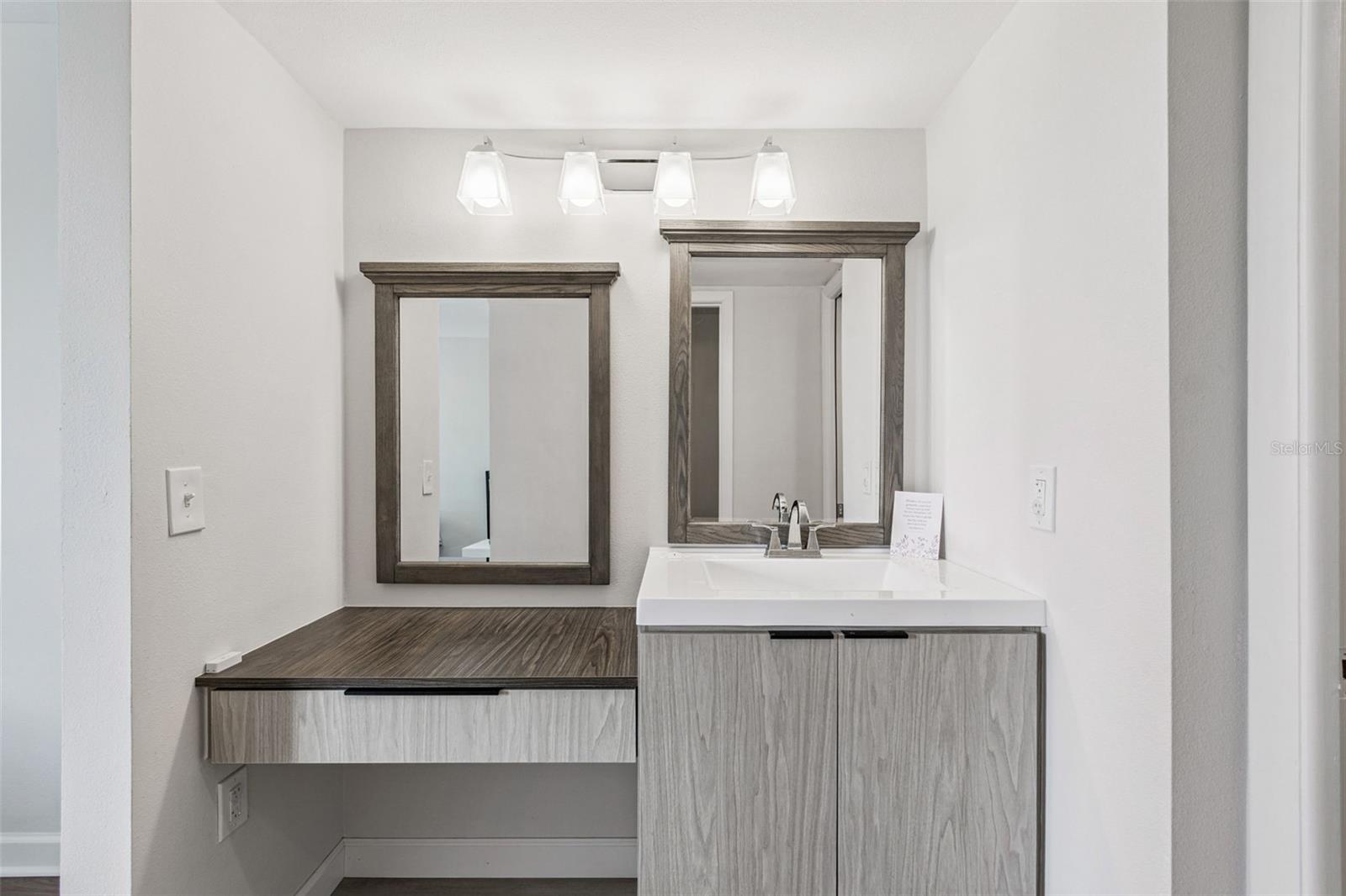 Image 42 of 70 For 2615 Cove Cay Drive 409