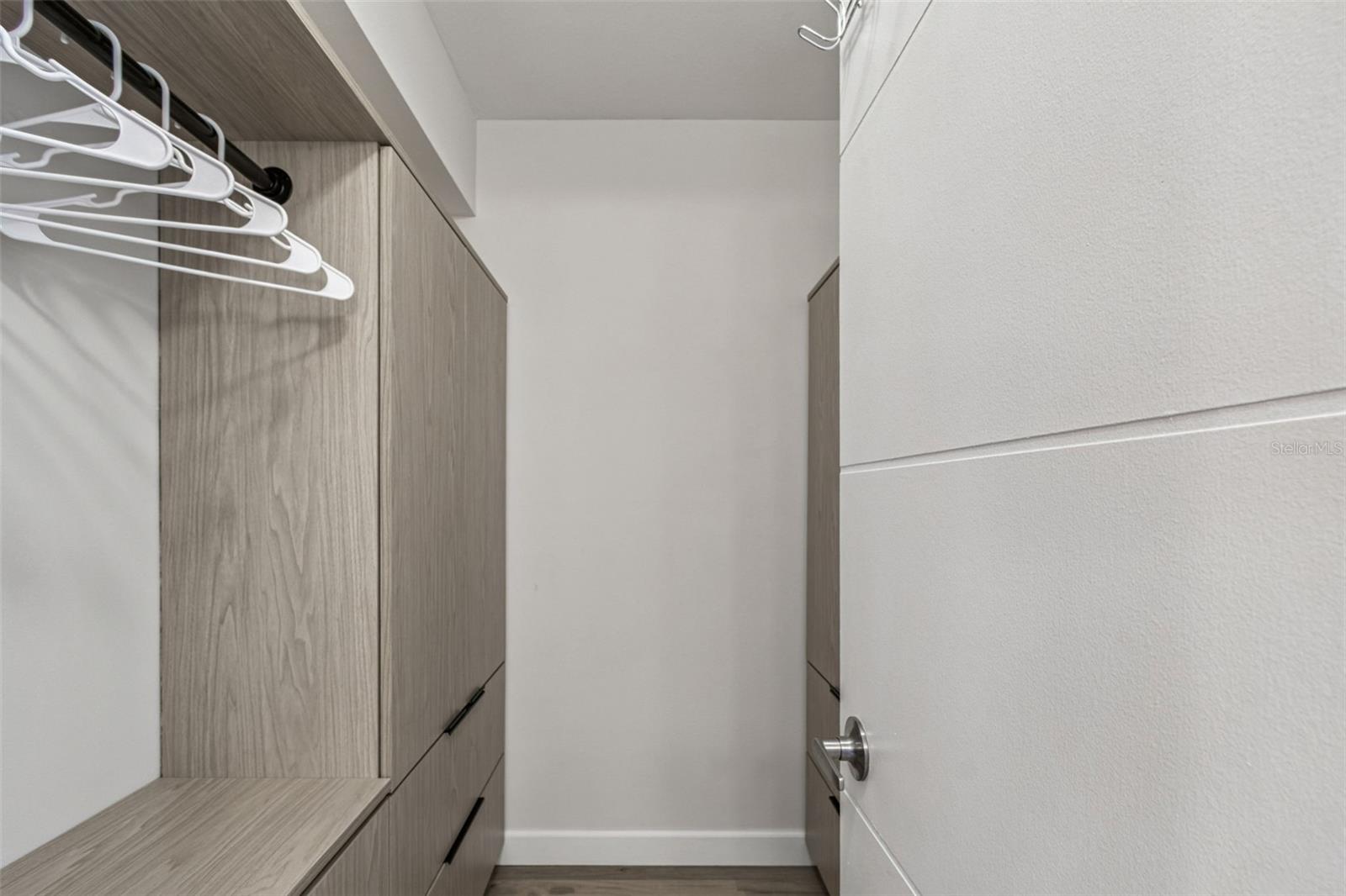 Image 45 of 70 For 2615 Cove Cay Drive 409