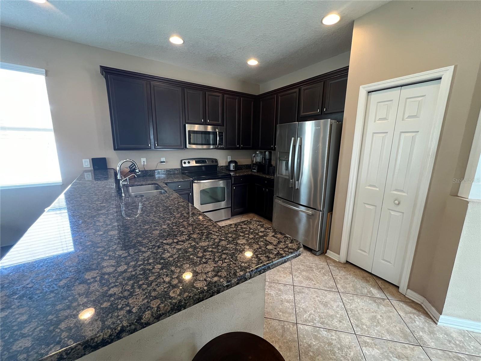 Image 12 of 34 For 8315 Deerland Bluff Lane