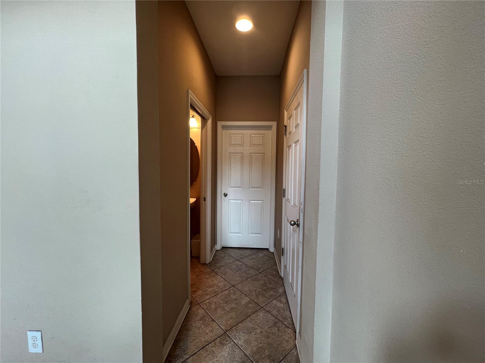 Image 15 of 34 For 8315 Deerland Bluff Lane