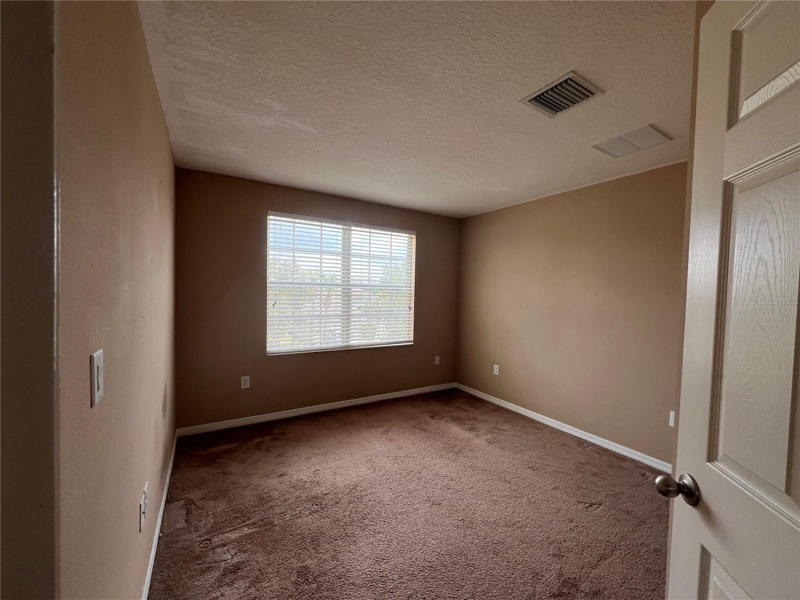 Image 27 of 34 For 8315 Deerland Bluff Lane