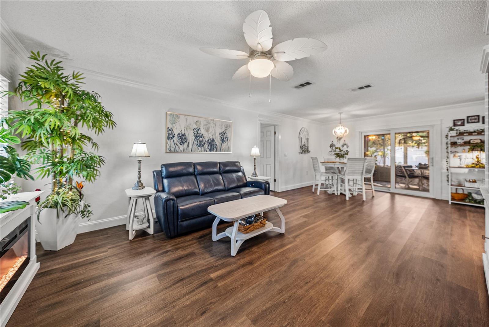 Image 11 of 46 For 38552 Piedmont Avenue