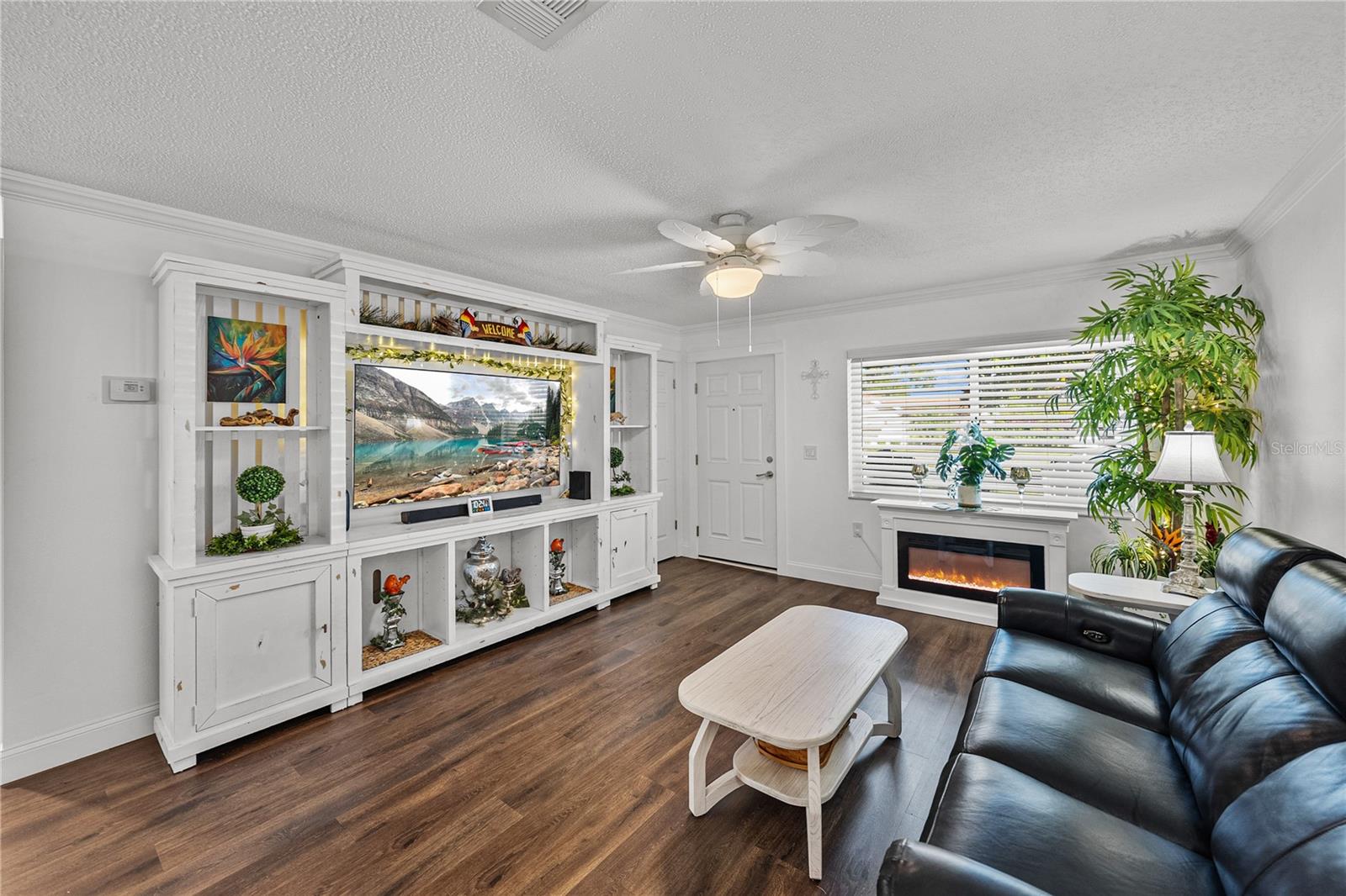 Image 9 of 46 For 38552 Piedmont Avenue