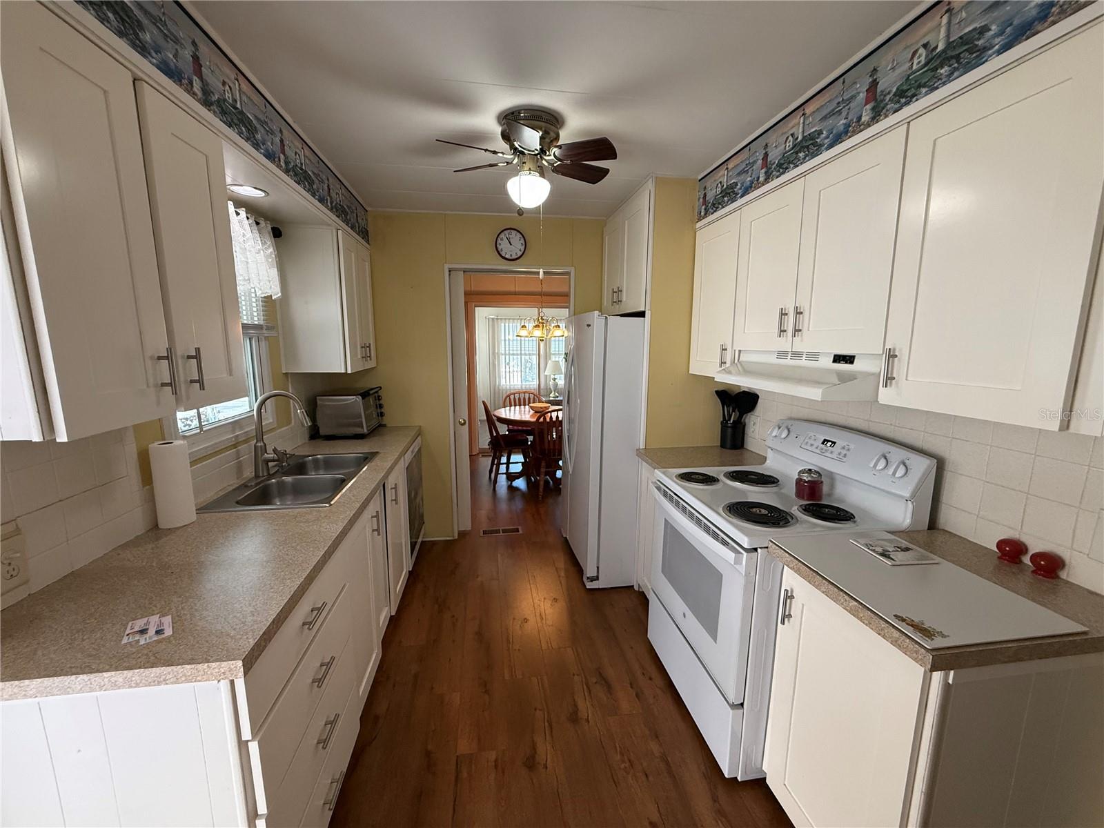 Image 5 of 23 For 9900 Ulmerton Road 242