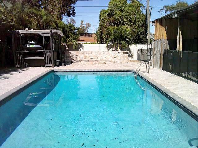 Image 33 of 43 For 3431 52nd Avenue N