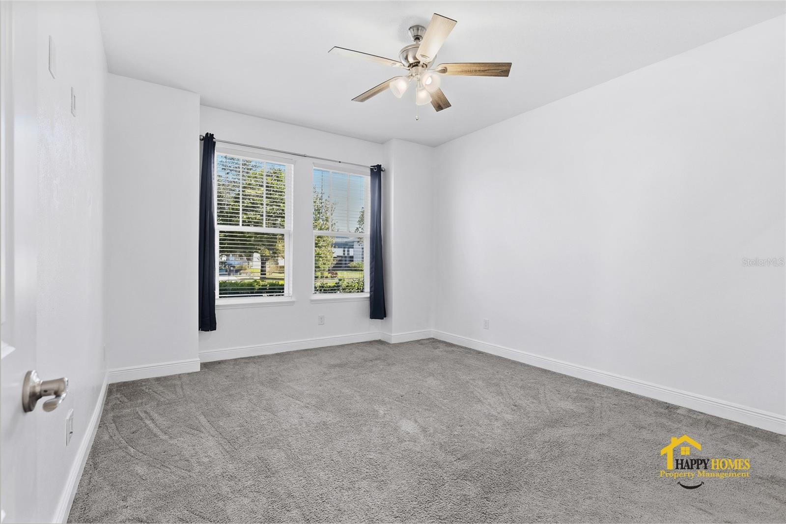 Image 13 of 41 For 13456 Stoddart Avenue