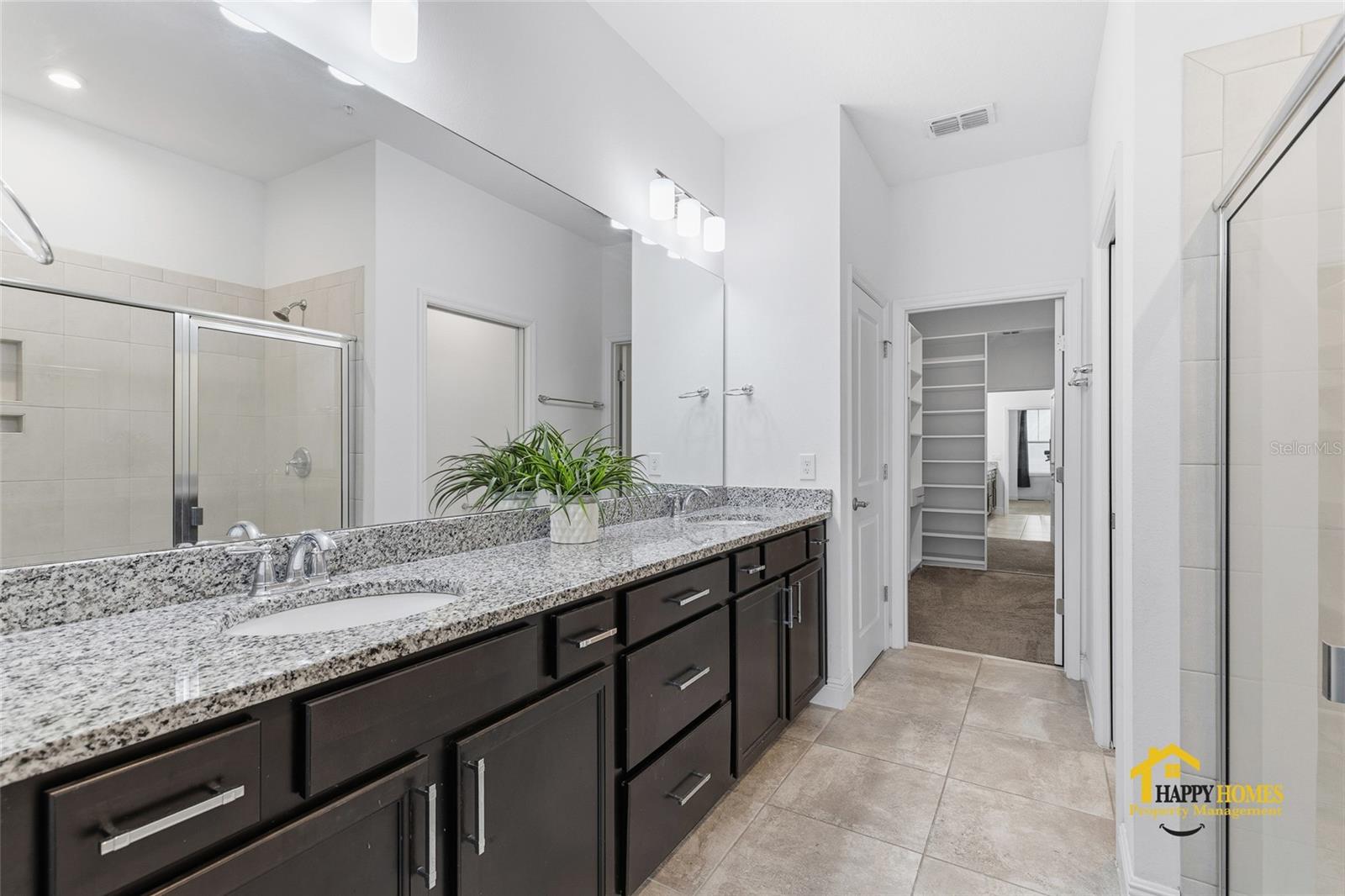 Image 15 of 41 For 13456 Stoddart Avenue