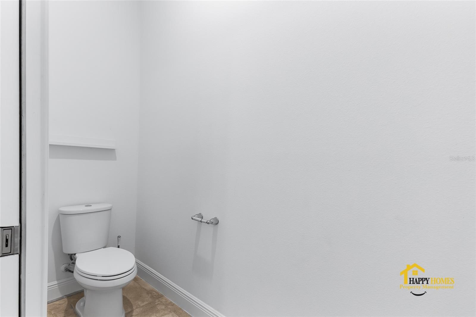 Image 17 of 41 For 13456 Stoddart Avenue