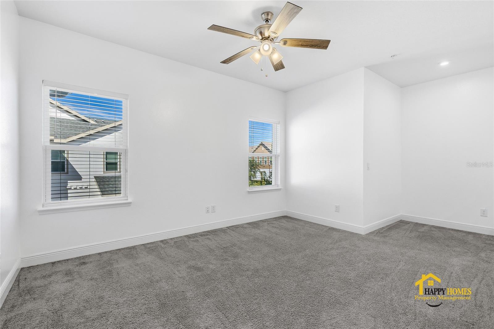 Image 21 of 41 For 13456 Stoddart Avenue